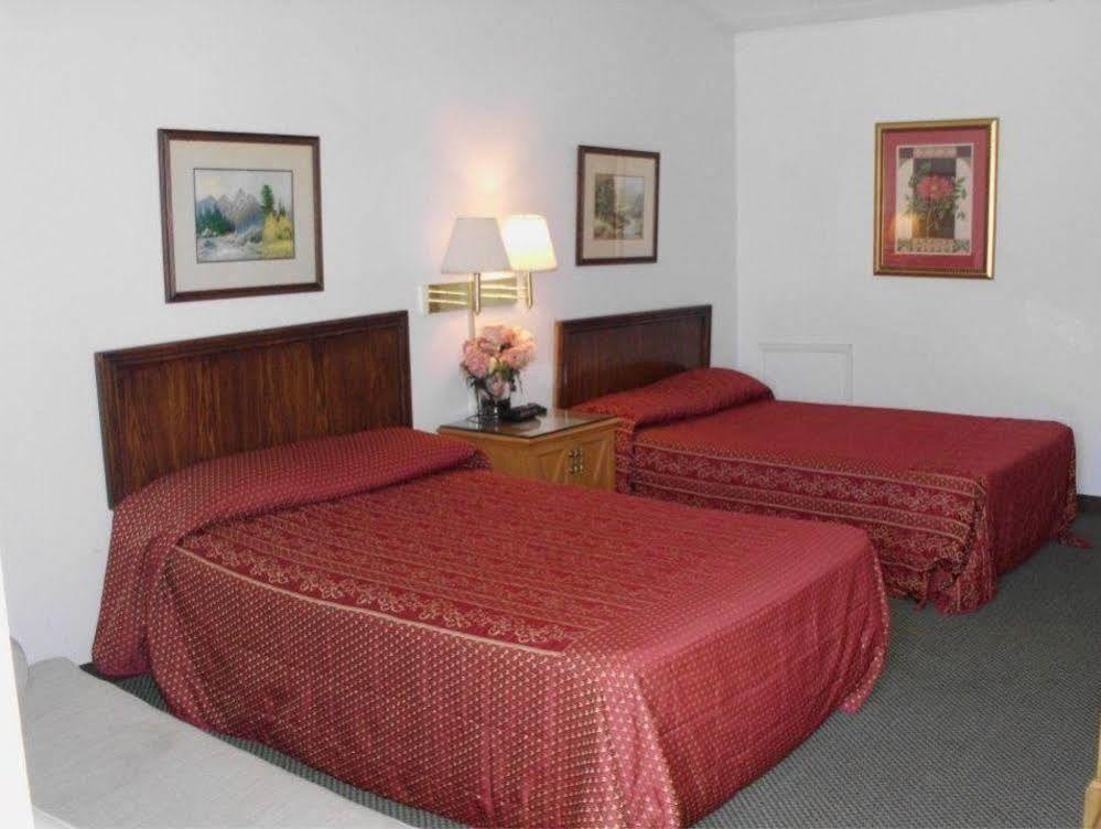 Underwood Motel Экстерьер фото